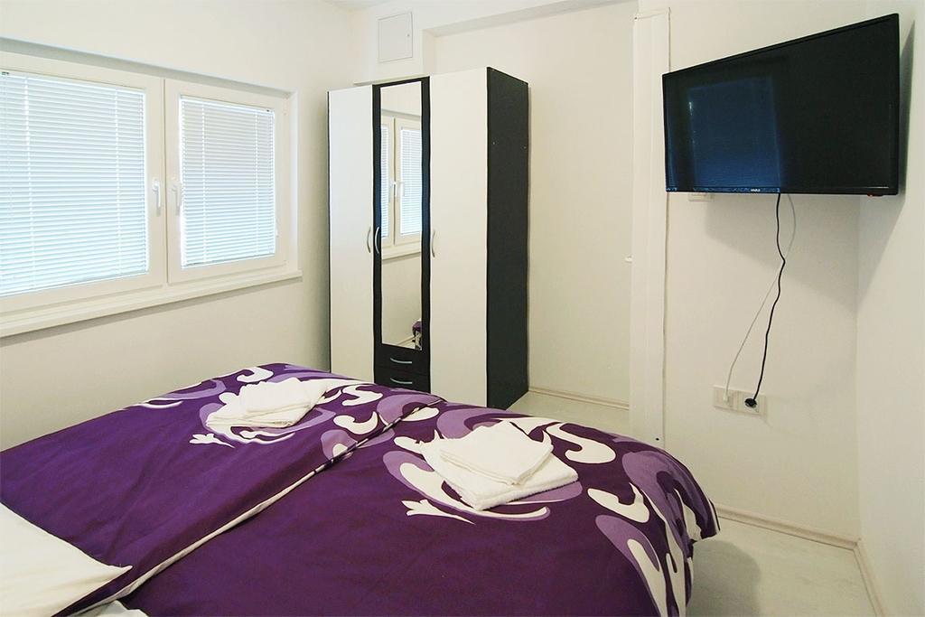 Apartments Bader Кърк Екстериор снимка